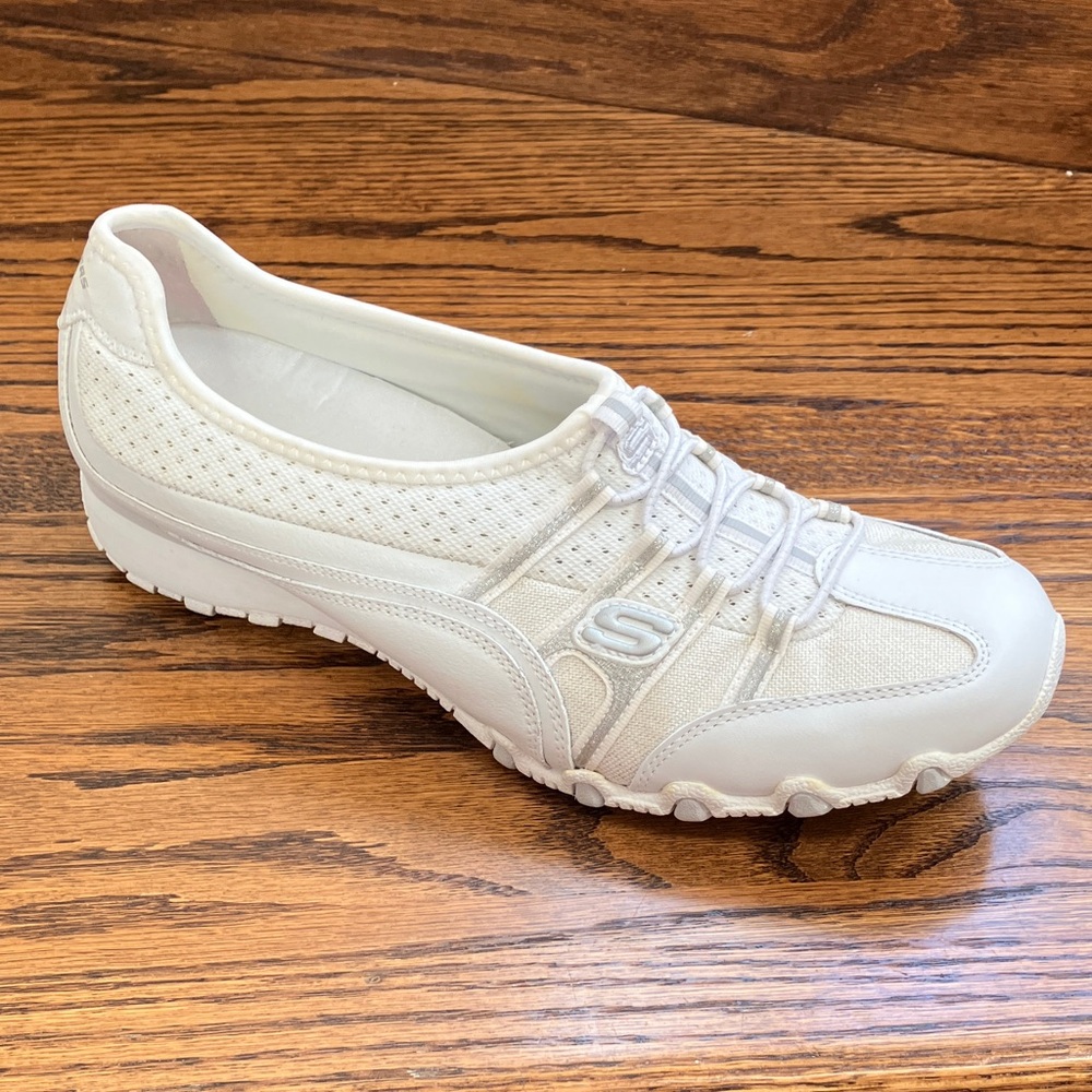 Skechers Women's Sassies Heirloom Slip-On Walking Shoes